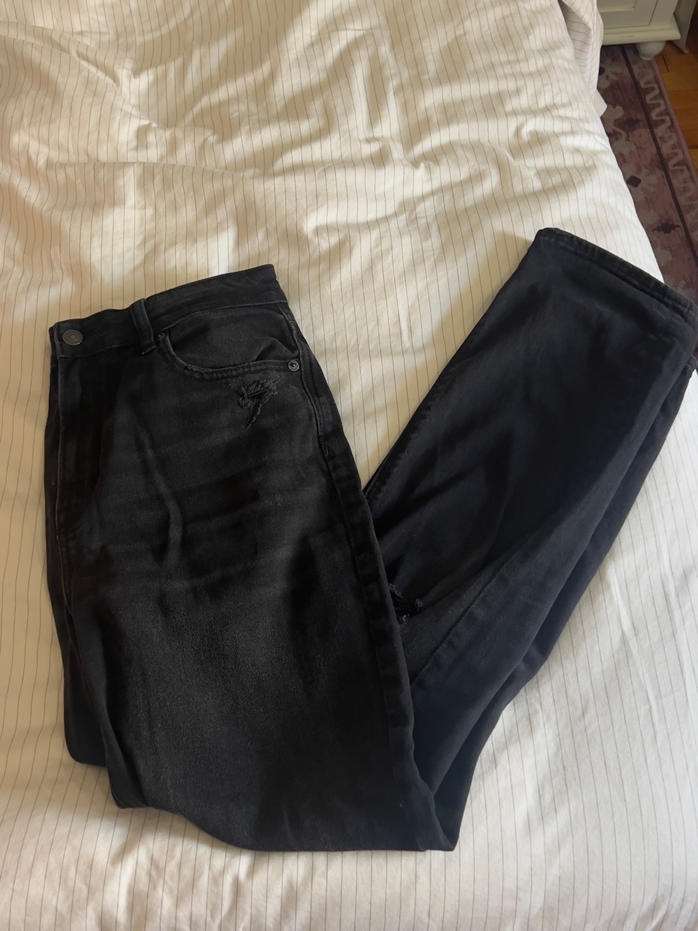American Eagle Black Denim Straight Leg Ripped